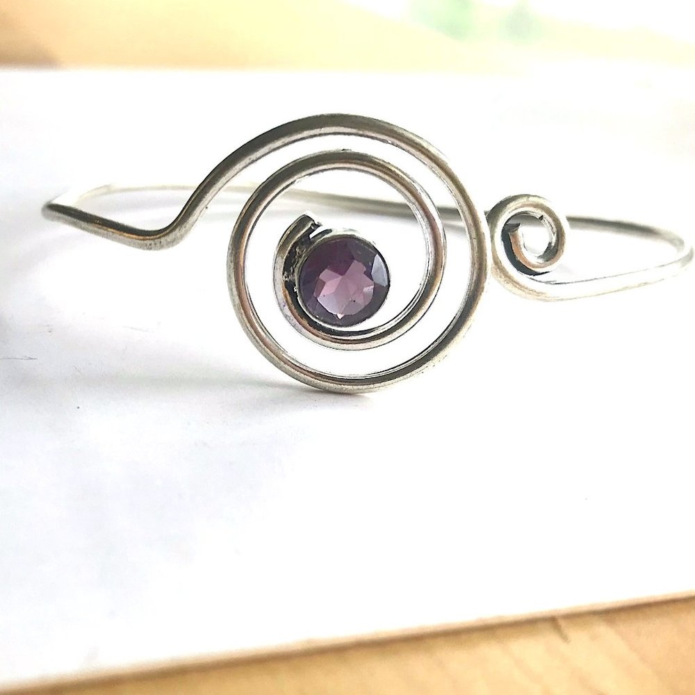 Unique wire cuff bracelet, Silver Swirl with Purple - Picture 2 of 12